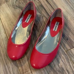 Steve madden coral patent flats